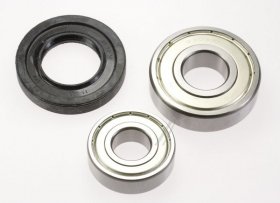 Bearing - C00332300 Bearing Kit [Whirlpool Indesit]